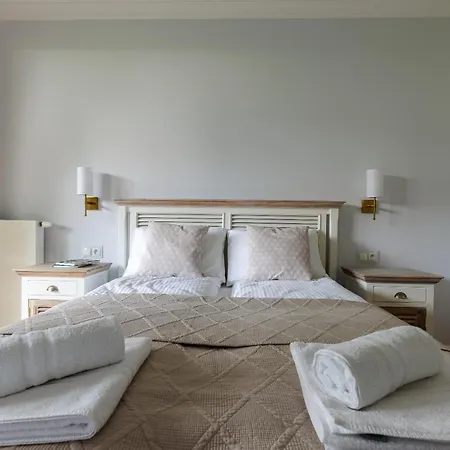 Blue Portova Apartment