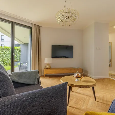 Blue Portova アパート