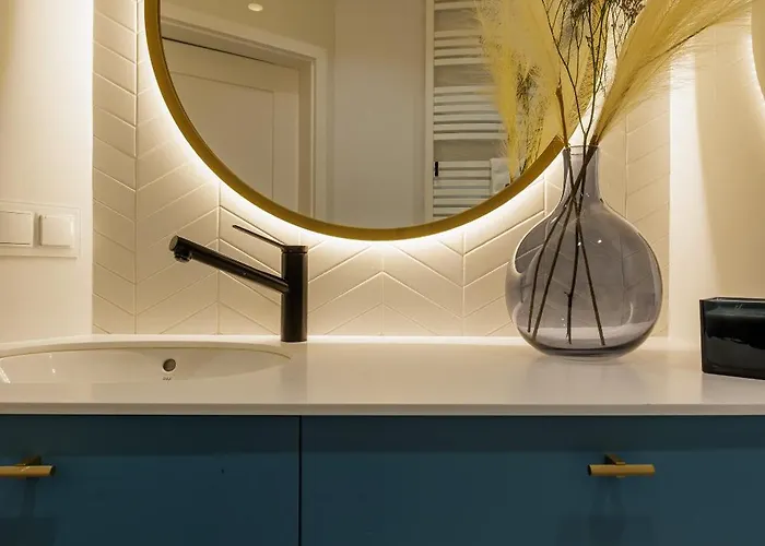 Daire Blue Portova *